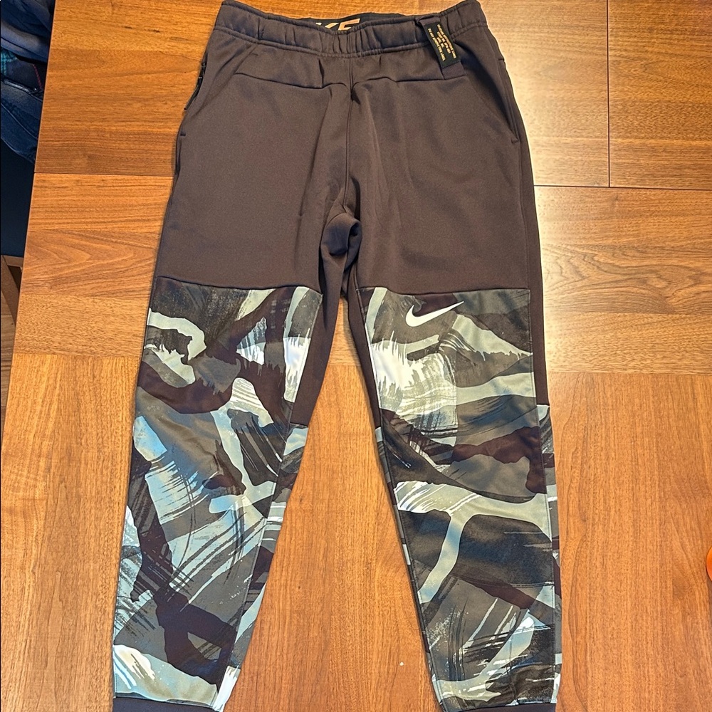 Nike Men's Camouflage Jogger Pants - Brown & Gray. Son put on once! NWOT